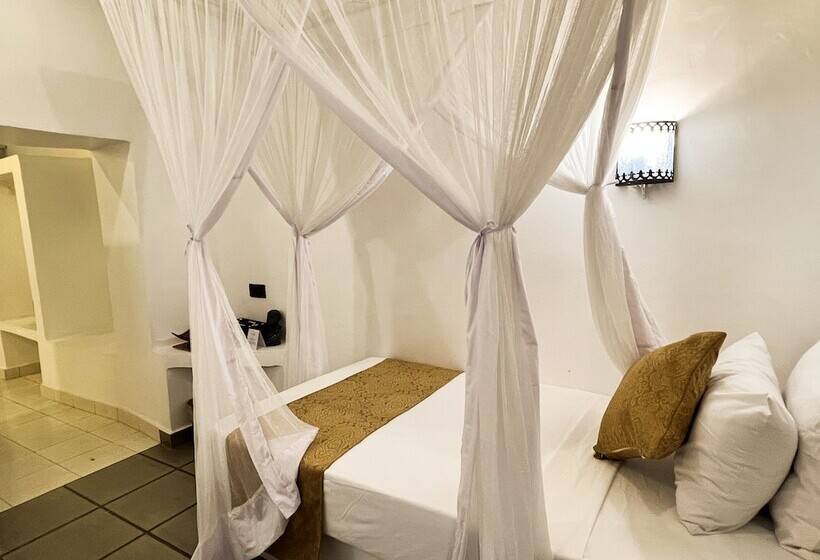 膳宿费 Zanzi House