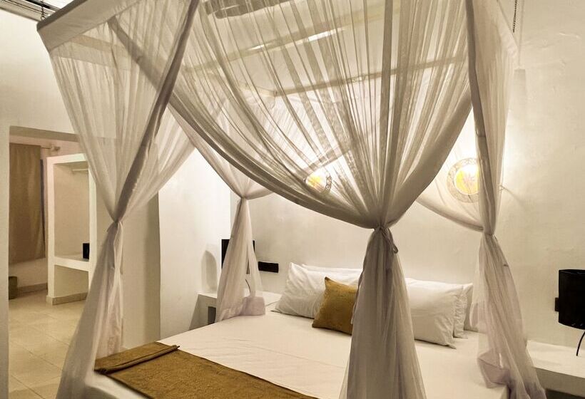 膳宿费 Zanzi House