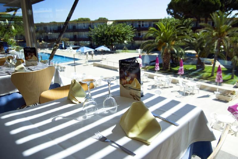 Aparthotel Comtat Sant Jordi