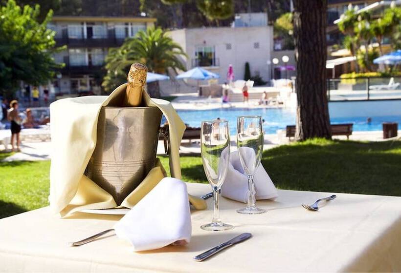 Aparthotel Comtat Sant Jordi