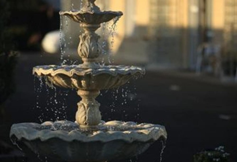 Asure Fountain Resort Motel