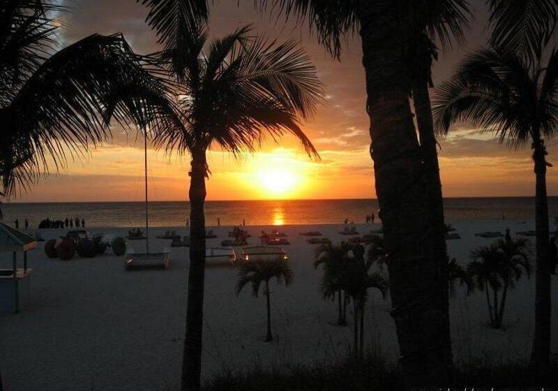 The Beachcomber St. Pete Beach Resort &