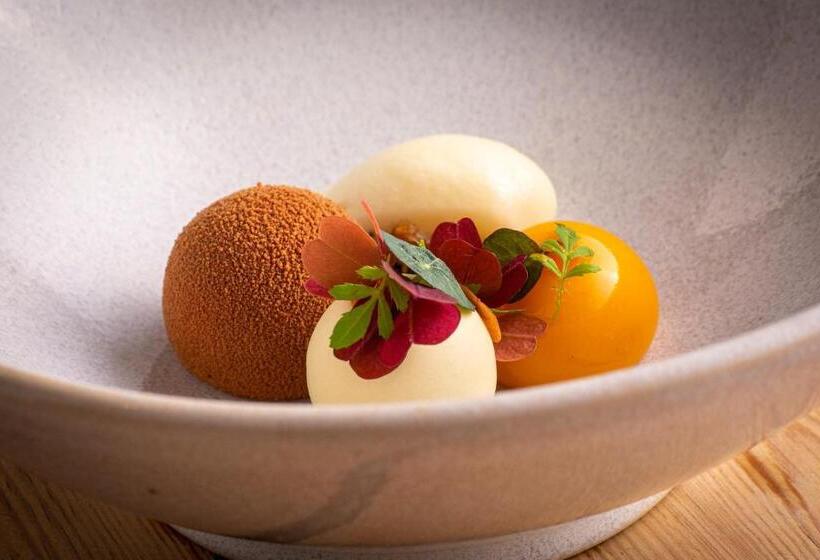 צימר Forest Side Hotel