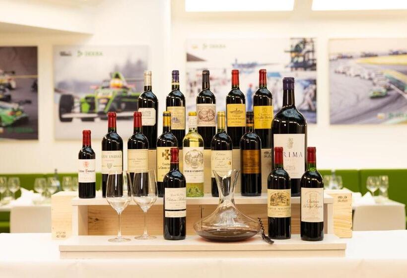 Dekra Congresshotel Wart