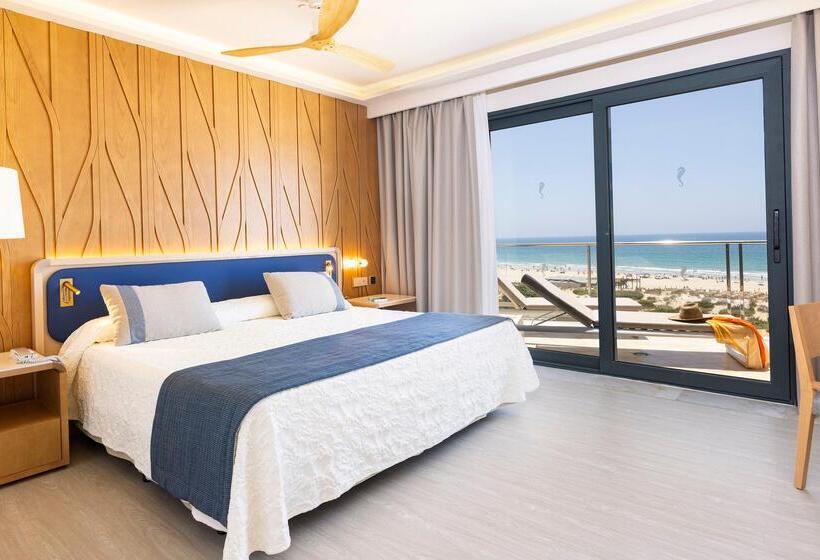 Hipotels Barrosa Palace & Spa