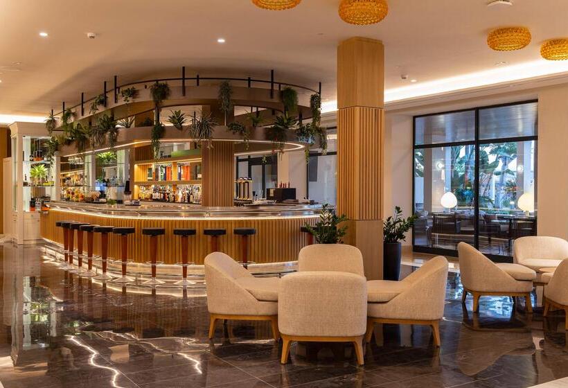 Hipotels Barrosa Palace & Spa