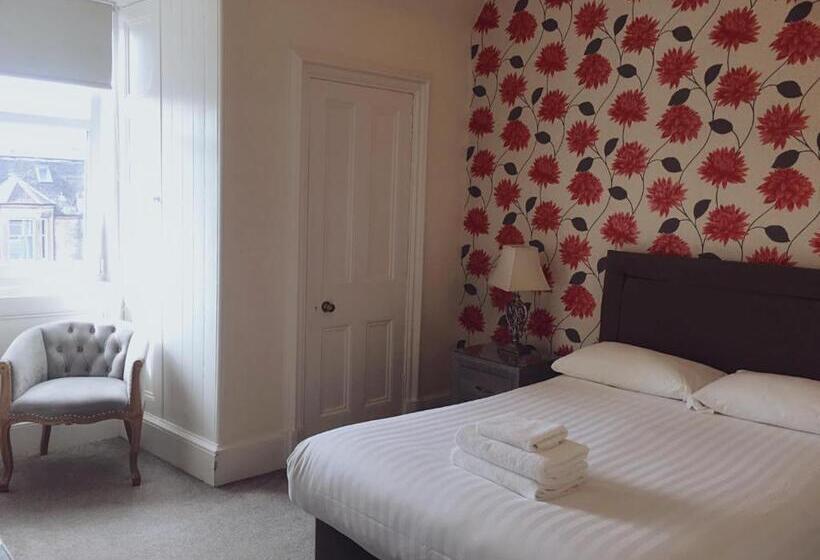 בית מלון כפרי Alexander Guest House