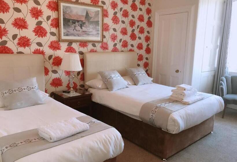 בית מלון כפרי Alexander Guest House