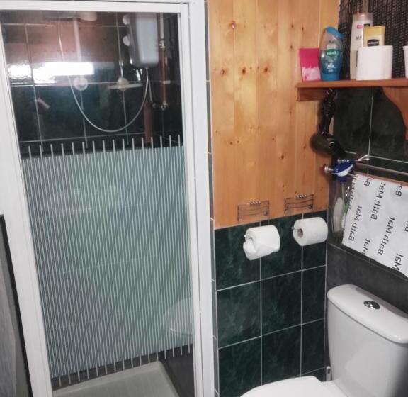 בית מלון כפרי All Seasons Guest House