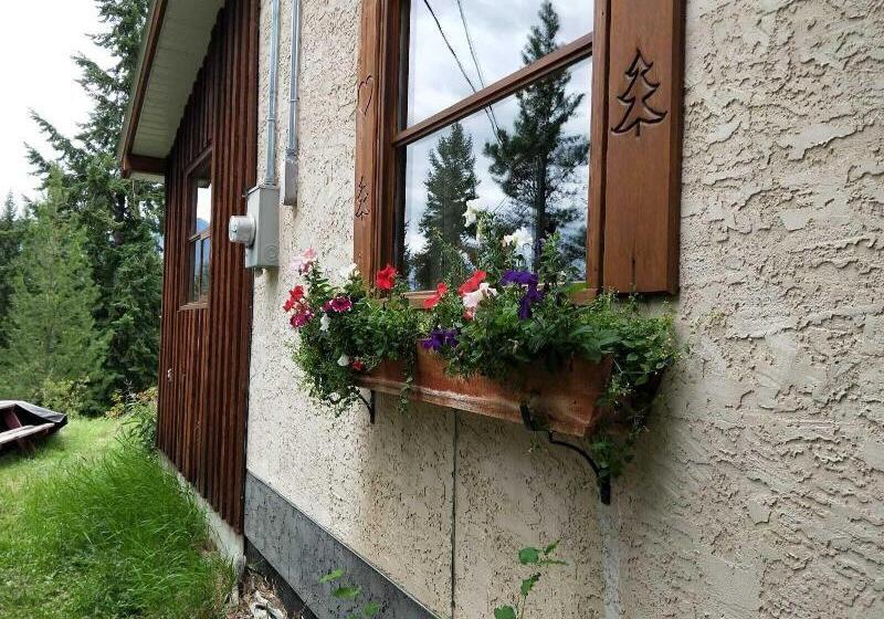 Отель Alpine Meadows Lodge