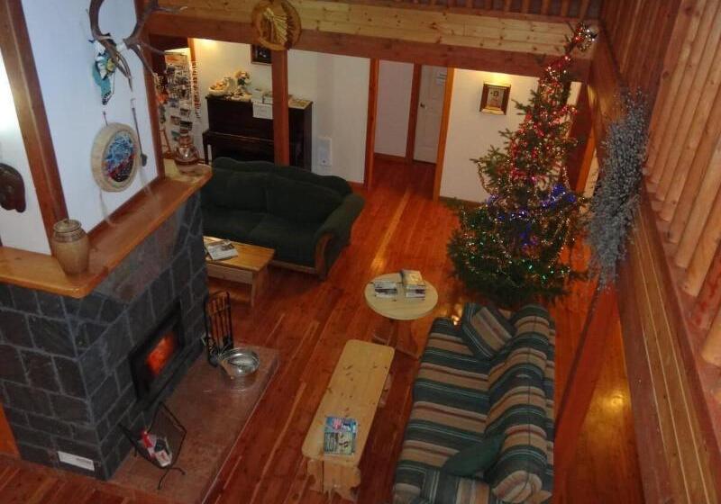 Отель Alpine Meadows Lodge