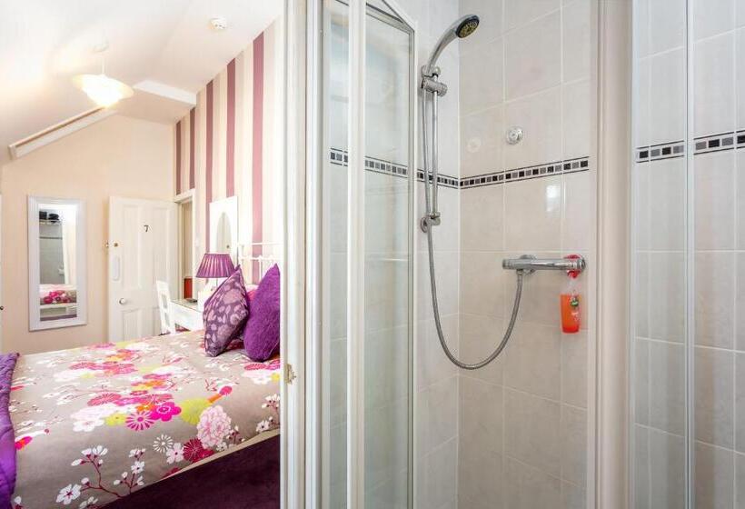 酒店 Arden Park Ensuite Rooms