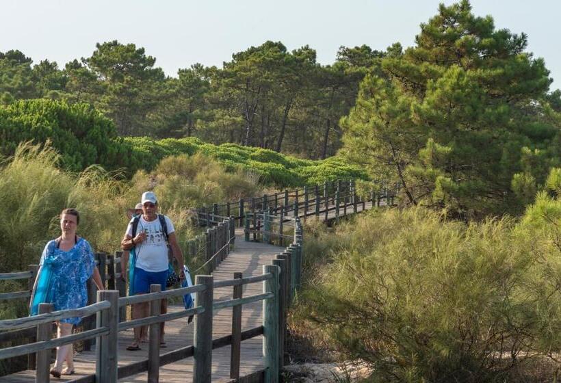 فندق Baía Beach