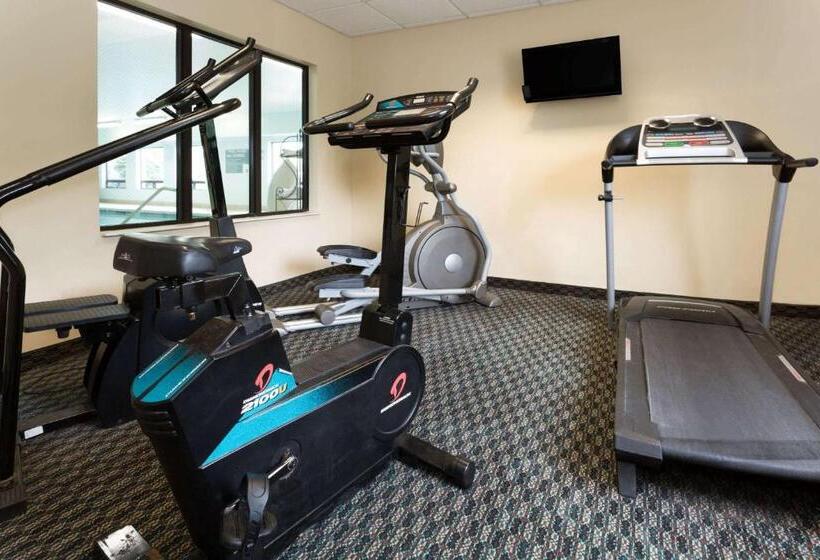 Отель Baymont By Wyndham Mason