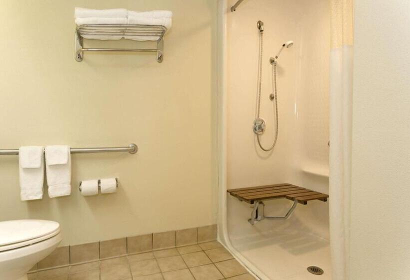 Отель Baymont By Wyndham Mason