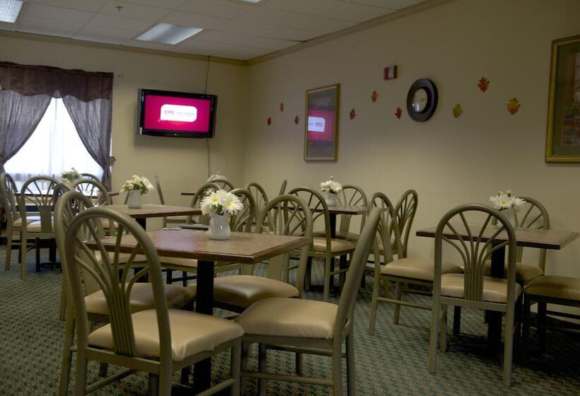 Отель Baymont By Wyndham Mason