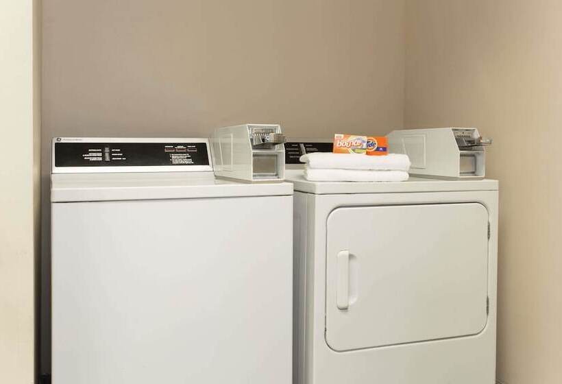 Отель Baymont By Wyndham Mason