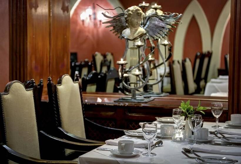 Отель Best Western Abbots Barton