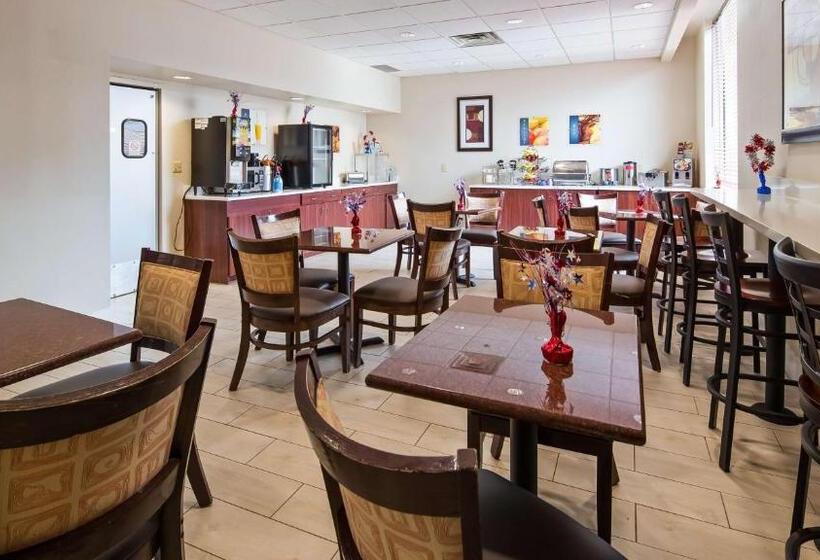 فندق Best Western Airport Inn & Suites Cleveland