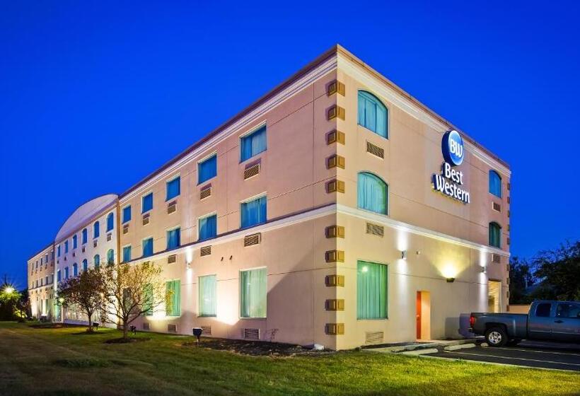 فندق Best Western Airport Inn & Suites Cleveland