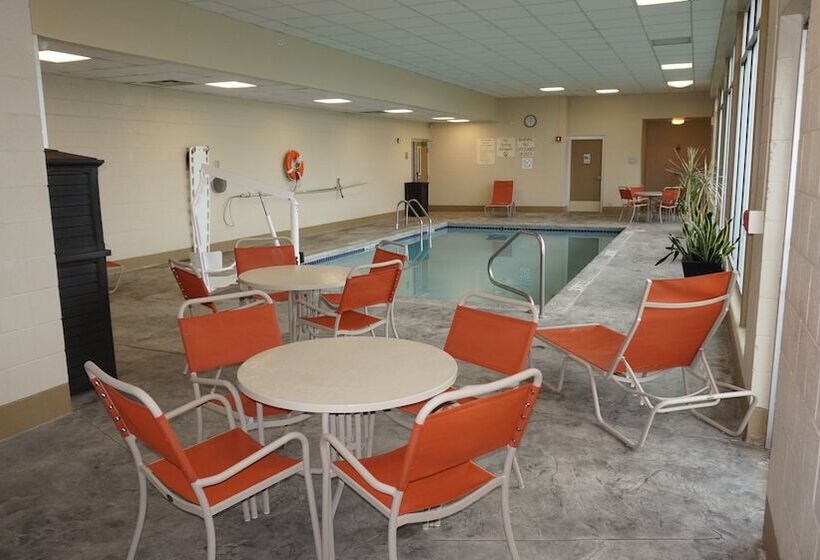 فندق Best Western Airport Inn & Suites Cleveland