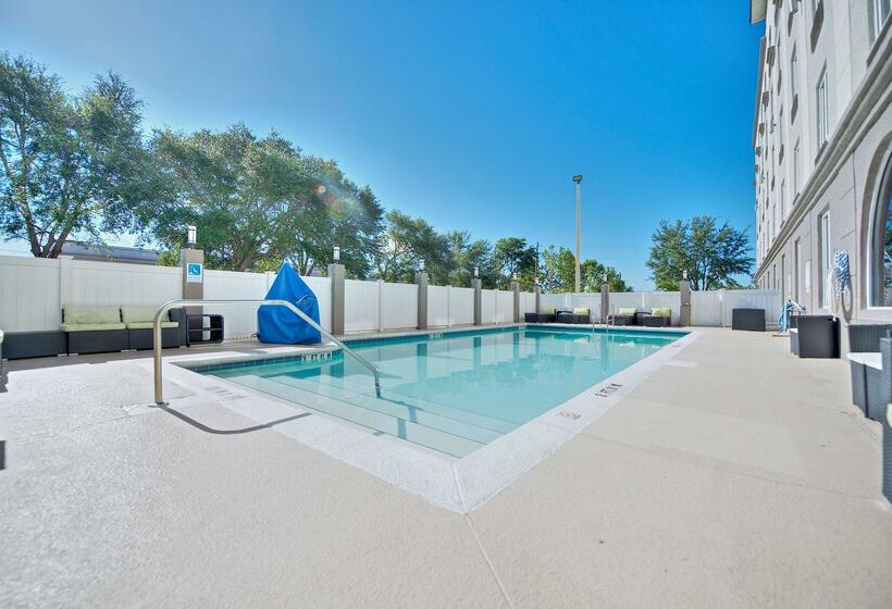 ホテル Sonesta Essential Orlando