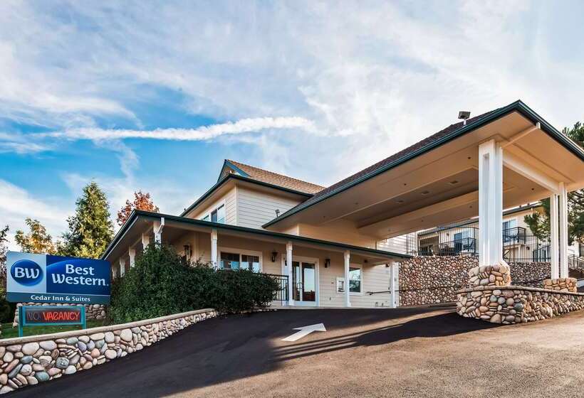 فندق Best Western Cedar Inn & Suites