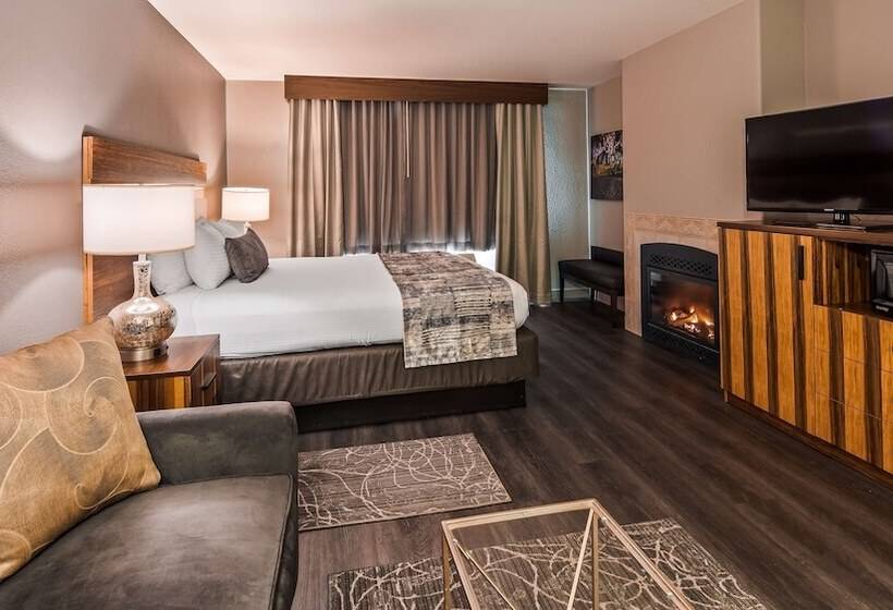 فندق Best Western Cedar Inn & Suites