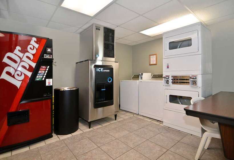 فندق Best Western Center Pointe Inn