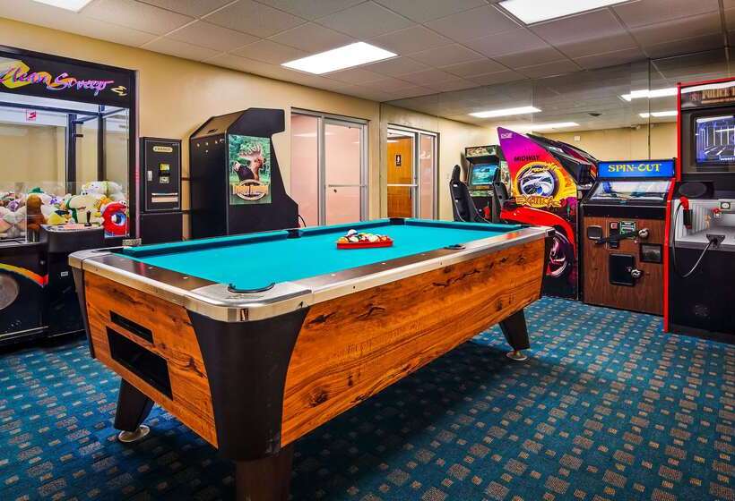 فندق Best Western Center Pointe Inn