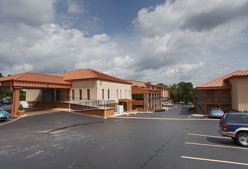 فندق Best Western Center Pointe Inn