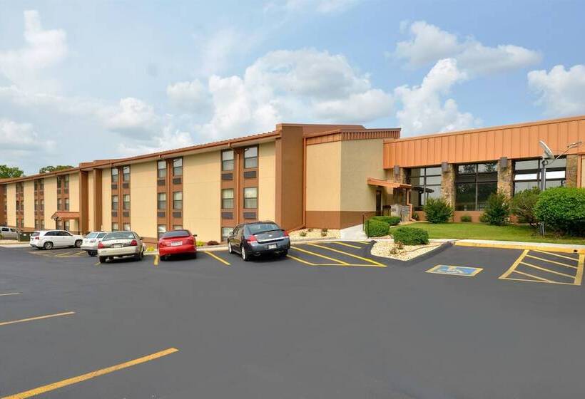 فندق Best Western Center Pointe Inn