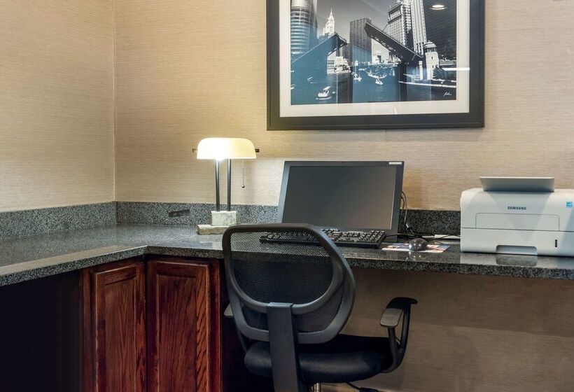 هتل Best Western Des Plaines Inn