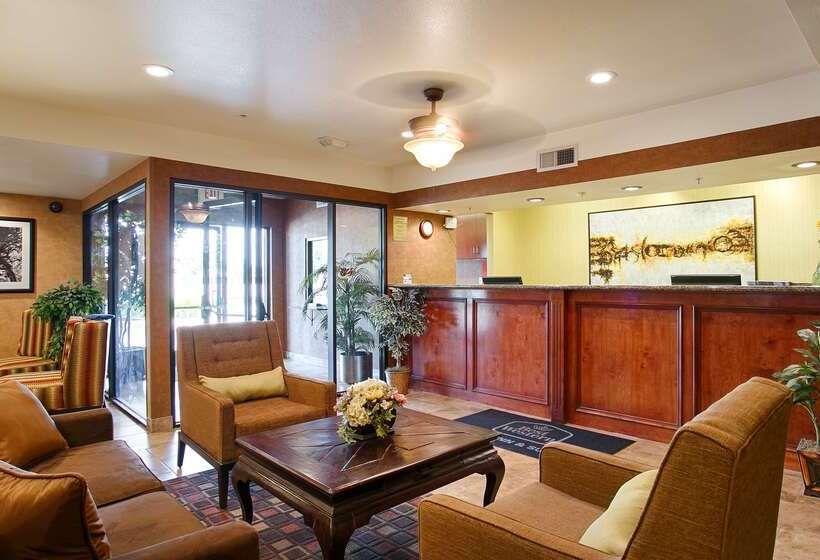 호텔 Best Western Exeter Inn & Suites