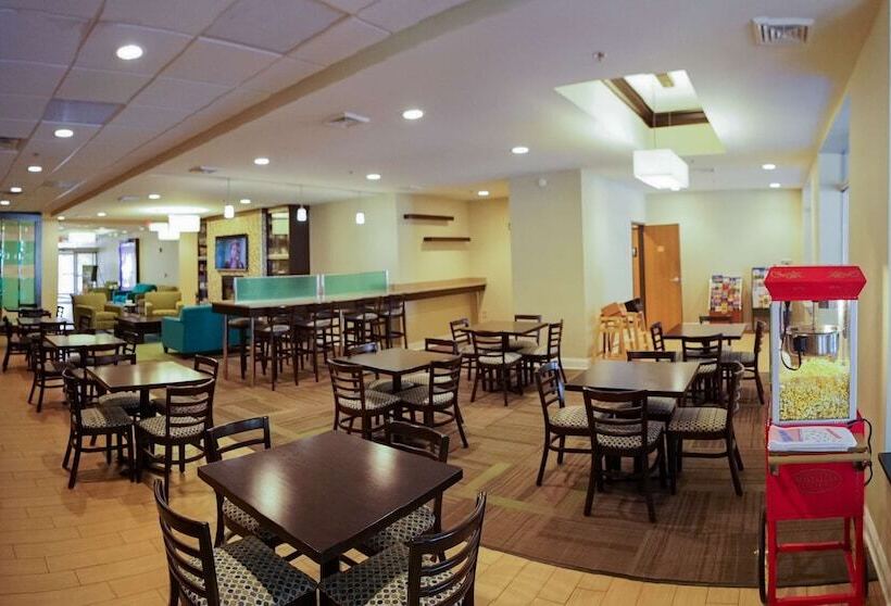 בית מלון כפרי Best Western Garden Inn