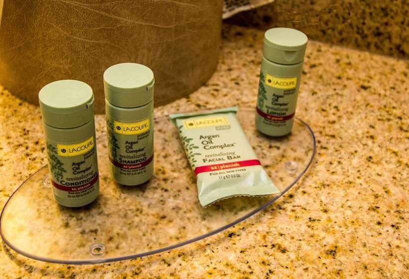 בית מלון כפרי Best Western Holiday Hills