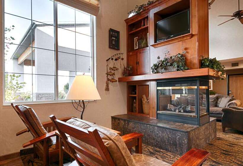 בית מלון כפרי Best Western Holiday Hills