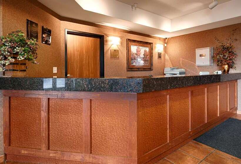 فندق Best Western Holiday Hills