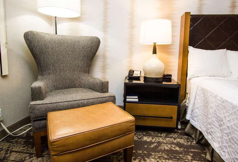 فندق Best Western Holiday Hills