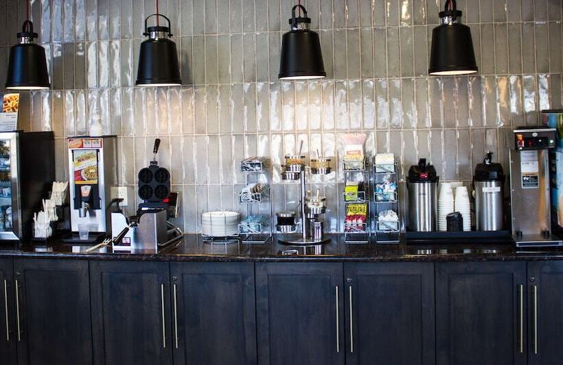 בית מלון כפרי Best Western Holiday Hills