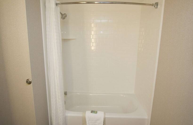 فندق Best Western Holiday Hills