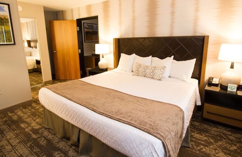 فندق Best Western Holiday Hills