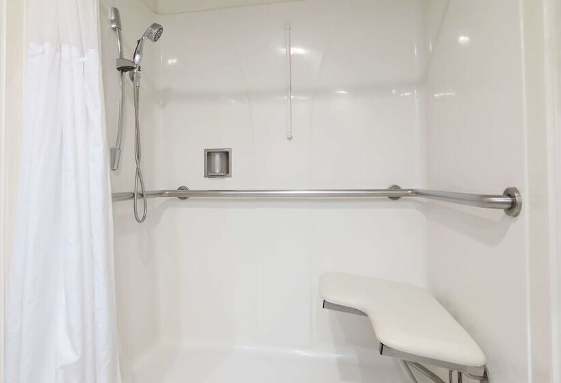 هتل Best Western Lanai Garden Inn & Suites