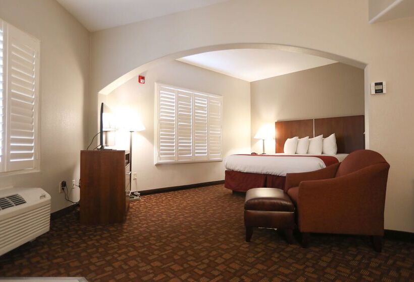 هتل Best Western Lanai Garden Inn & Suites