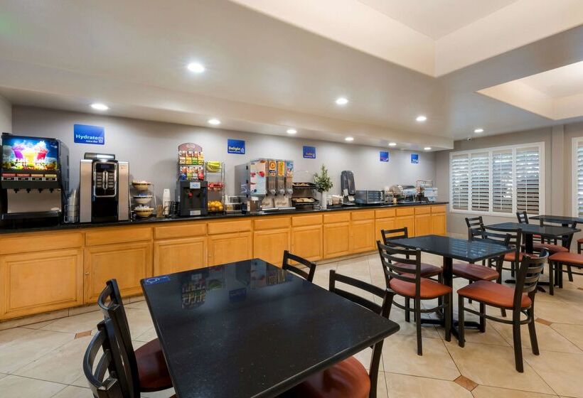 فندق Best Western Lanai Garden Inn & Suites