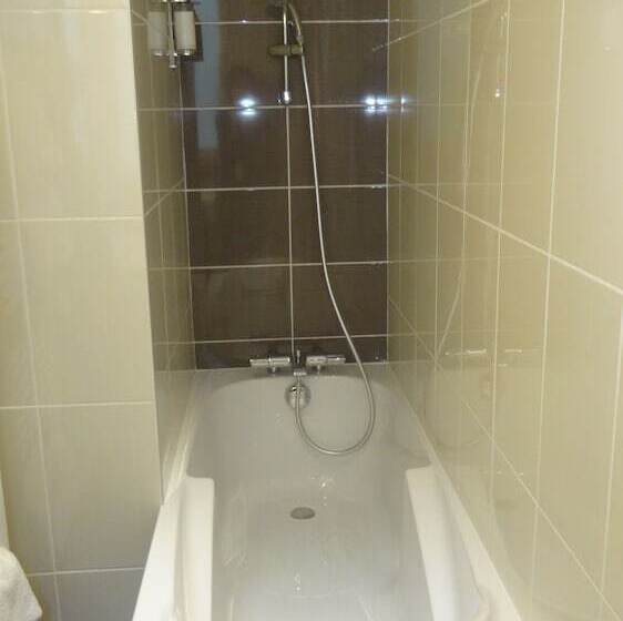 ホテル Best Western Hôtel Montgomery