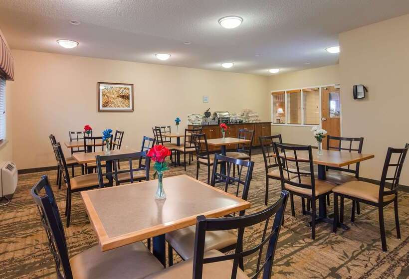 בית מלון כפרי Best Western Nebraska City Inn