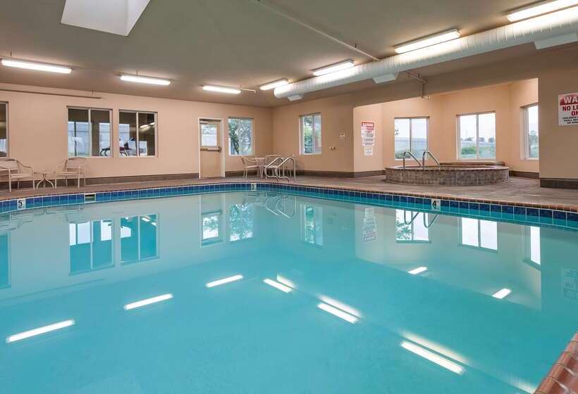 בית מלון כפרי Best Western Nebraska City Inn