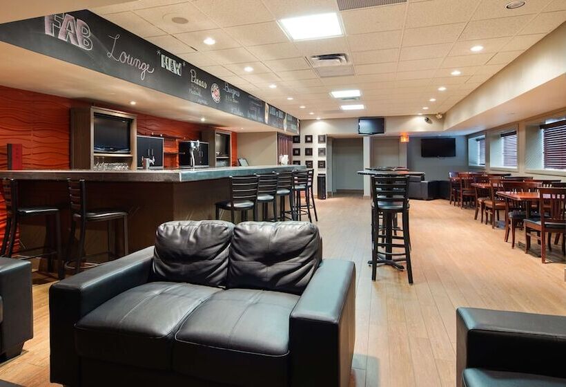 Best Western North Bay Hotel & Conference Centre