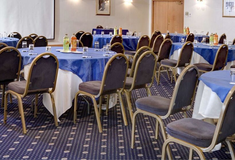 Best Western Plus Bentley Hotel, Leisure Club & Spa